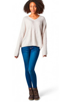 Свитер женский Smartwool Women&rsquo;s Shadow Pine Cable V-Neck Sweater, Rainbow Donegal, M (SW 16394.E48-M)